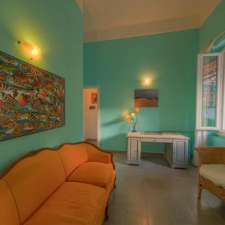 招待所 阿非塔卡梅弗洛旅馆 蒙特罗索阿尔马雷