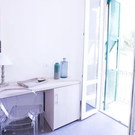 阿非塔卡梅弗洛旅馆 蒙特罗索阿尔马雷