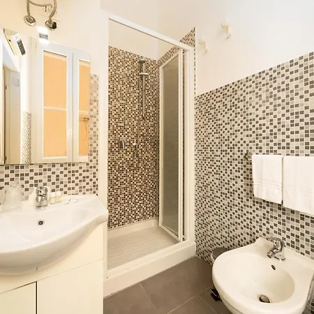 アフィッタカーメレ ダ フロー ゲストハウス 4*