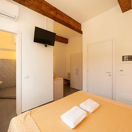 アフィッタカーメレ ダ フロー