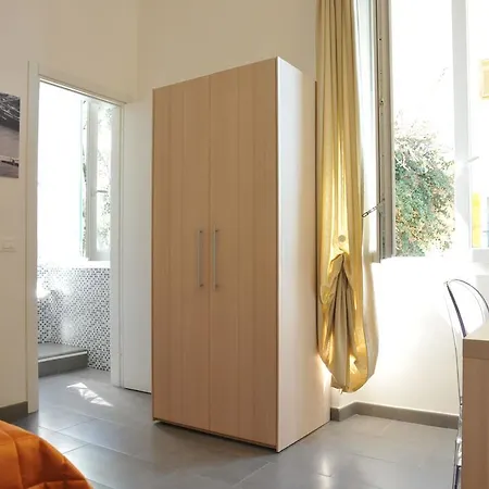 アフィッタカーメレ ダ フロー ゲストハウス モンテロッソ・アル・マーレ