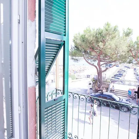 ゲストハウス アフィッタカーメレ ダ フロー