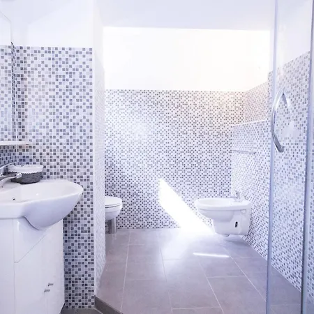 アフィッタカーメレ ダ フロー 4*